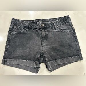 a.n.a Gray Jean Shorts for Women